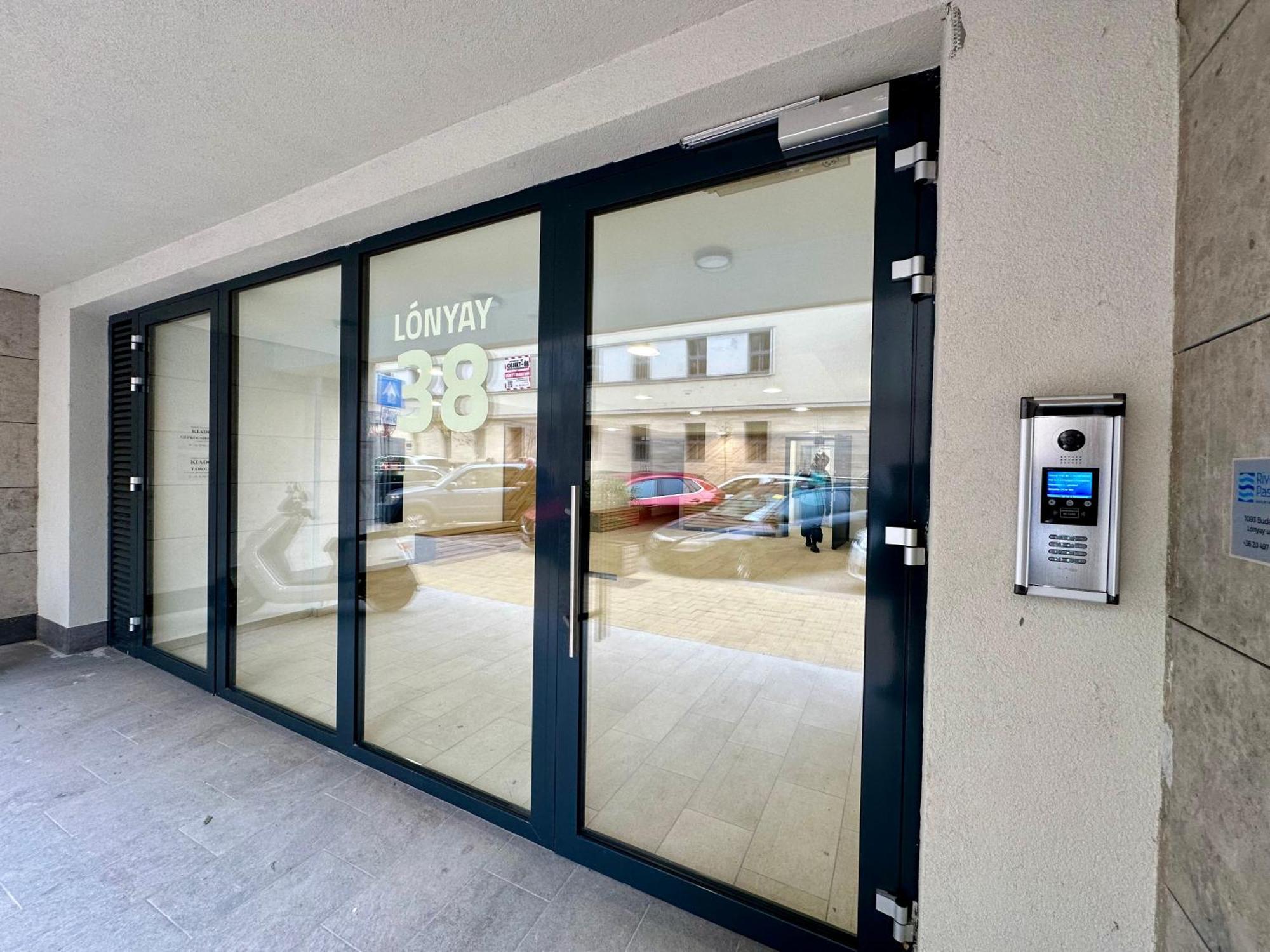 River Passage Garage/ac/balcony Appartamento *